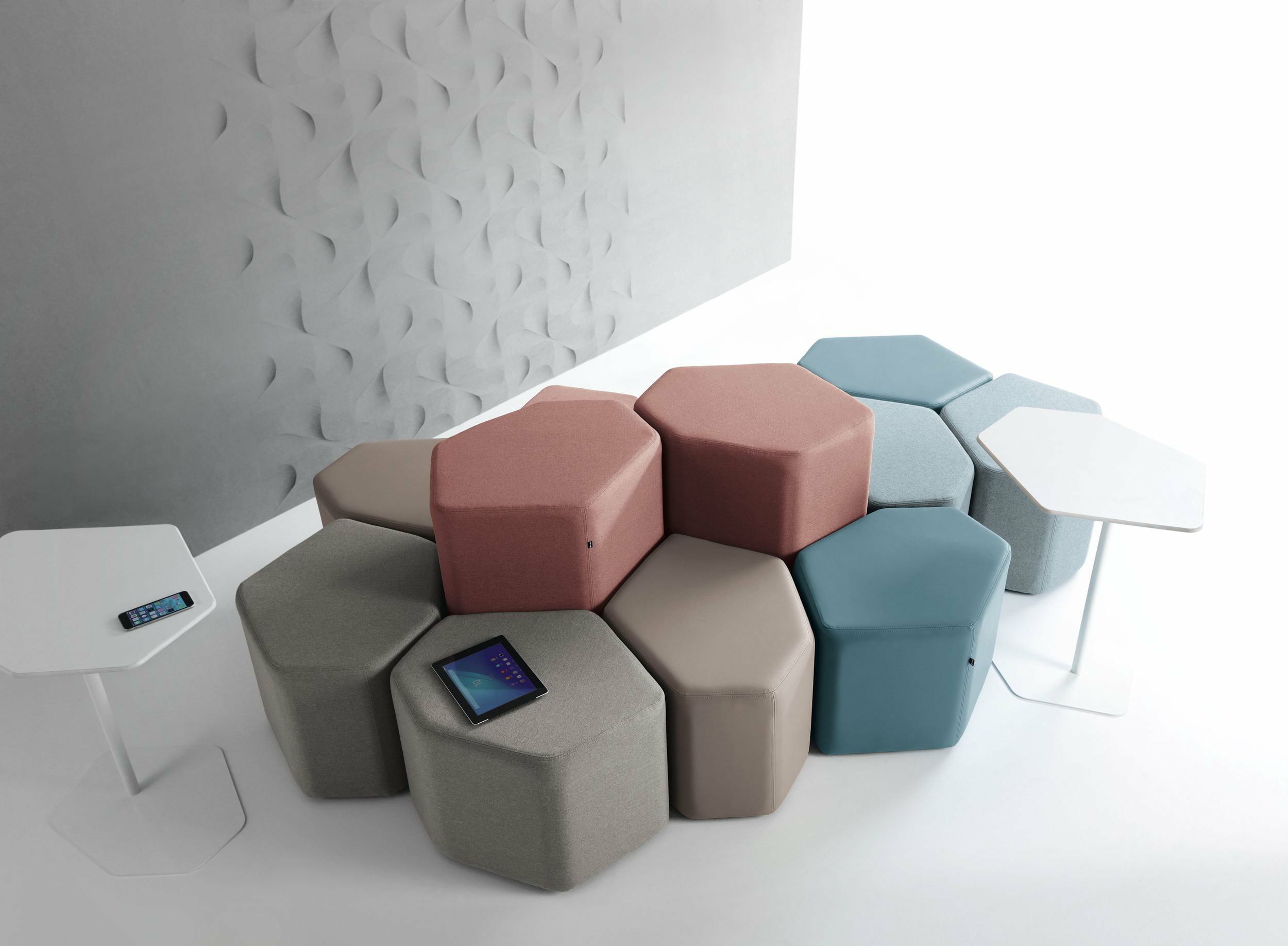 Pouf-design-hexagonal-Bazalto-MDD
