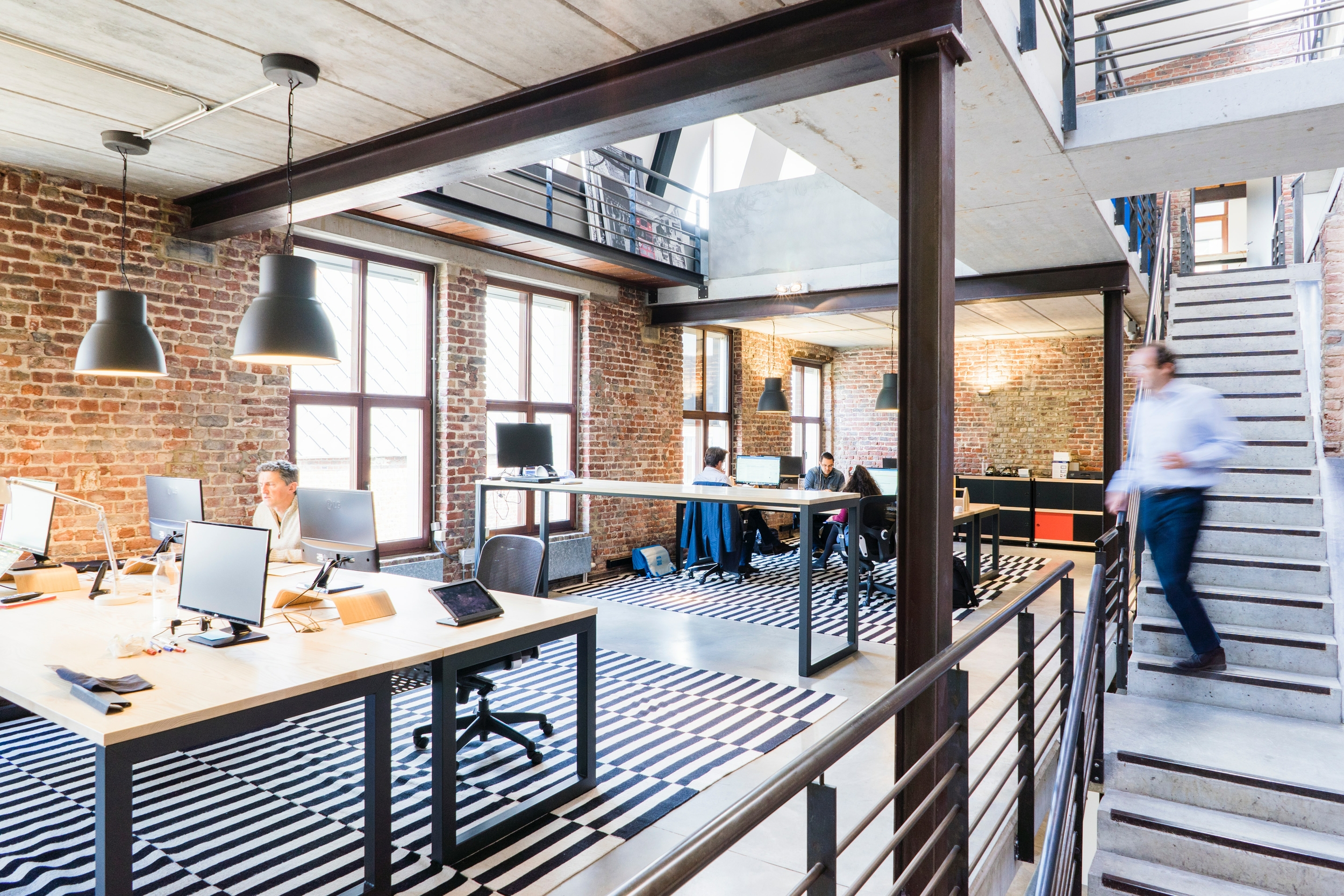 proxyclick visitor management system 3h7j04 6y3q unsplash