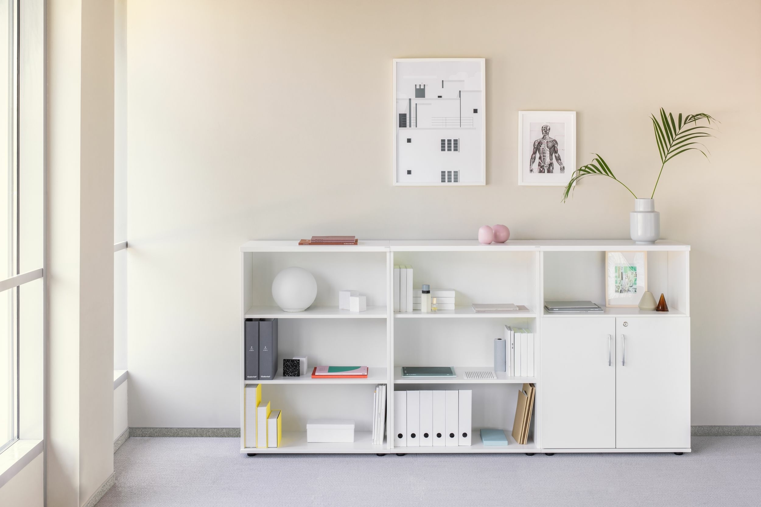 regal storage 1
