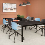 Chaise_plastique_professionnelle_polyvalente_fabrication_france