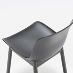 Chaise_réunion_plastique_piètement_bois_noire