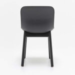 Chaise_réunion_plastique_piètement_bois_originale