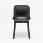 Chaise_réunion_plastique_piètement_bois_durable