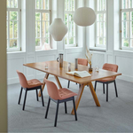 Chaise_réunion_rembourrée_piètement_bois_luxe