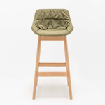 Chaise_haute_piètement_bois_naturel