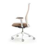 Chaise_direction_classique_dossier_résille_ergonomique