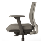 chaise_bureau_monochrome_dynamobel_vega_detail_accoudoir