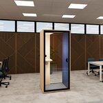 Phonebox en chêne fil à tissu bleu et fond vitré au milieu dun plateau de bureaux