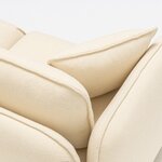 Détail de laccoudoir arrondi et du coussin de dossier amovible