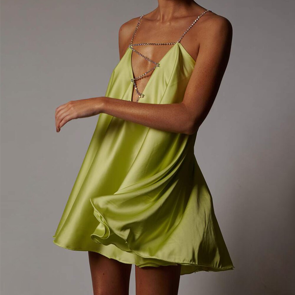 JillPeri-robe-trap-ze-en-Satin-cha-ne-de-diamants-dos-bas-avec-bretelles-et-col