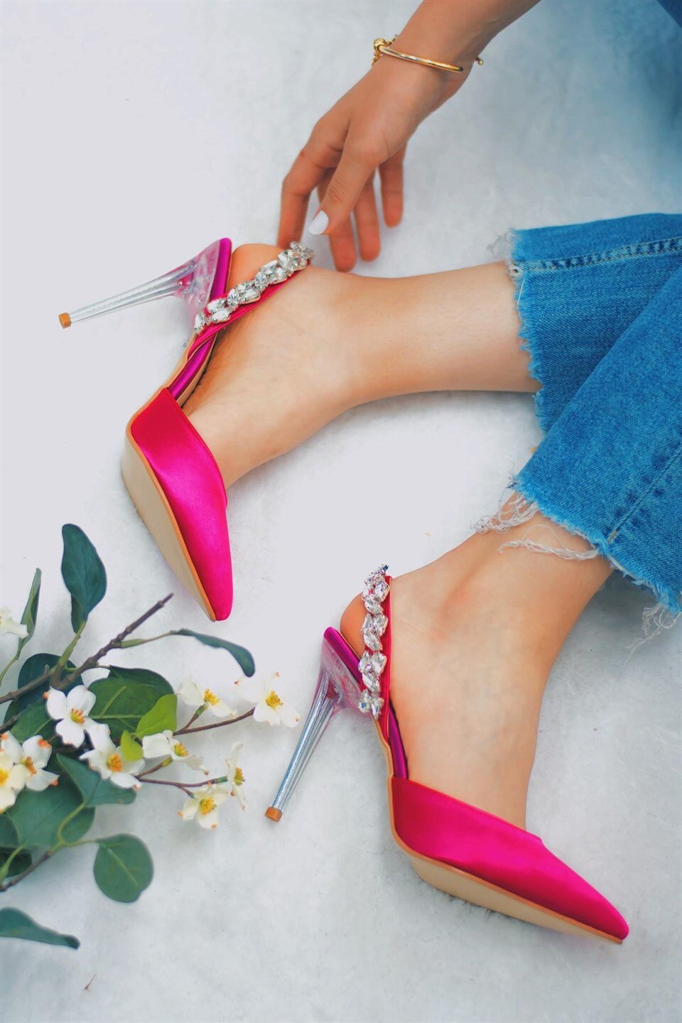 Chaussures-en-Satin-talons-hauts-pour-femmes-2-couleurs-diff-rentes-sexy-la-mode