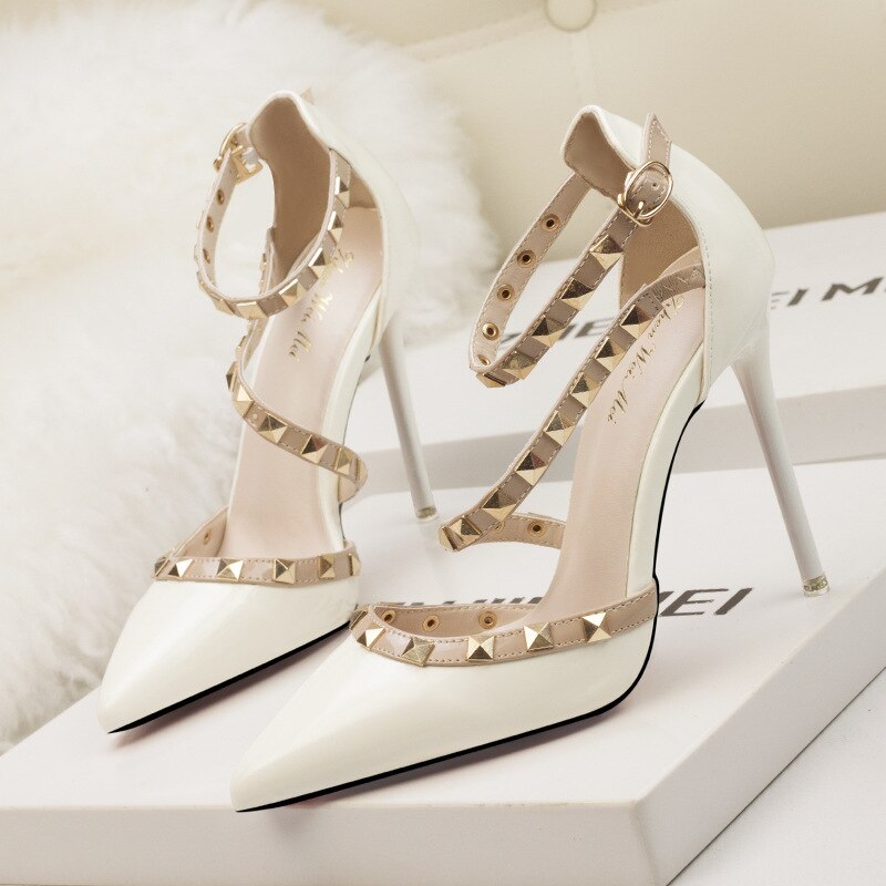 Escarpins-simples-et-sexy-pour-femmes-chaussures-talons-hauts-de-10CM-et-bout-pointu-peu-profond