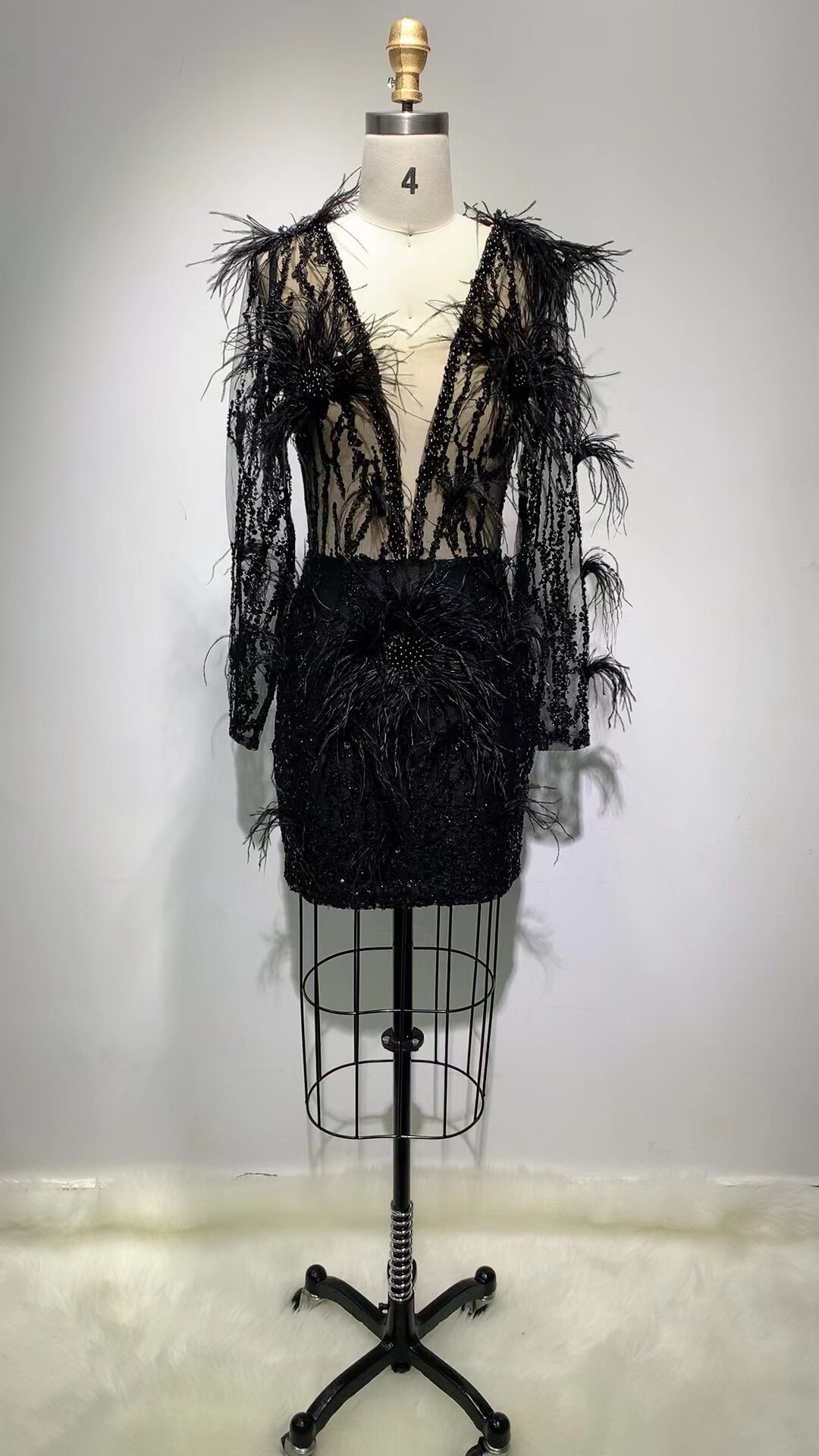 Mini-robe-noire-en-plumes-de-haute-qualit-col-en-V-manches-longues-Vintage-Sexy-c