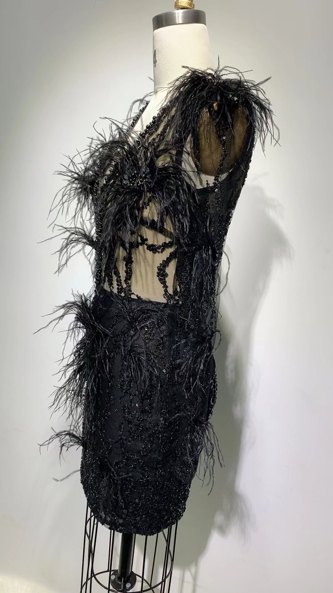 Mini-robe-noire-en-plumes-de-haute-qualit-col-en-V-manches-longues-Vintage-Sexy-c