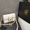 Sac-main-de-luxe-phttps://media.cdnws.com/_i/219833/cs400-63467/3788/71/sac-bandouli-re-avec-cha-nes-en-strass-pour-femmes-sacoche-de-f-te-de-styliste.jpegour-femmes-petit-carr-en-relief-brevet-pour-dames-sac-deux-paules