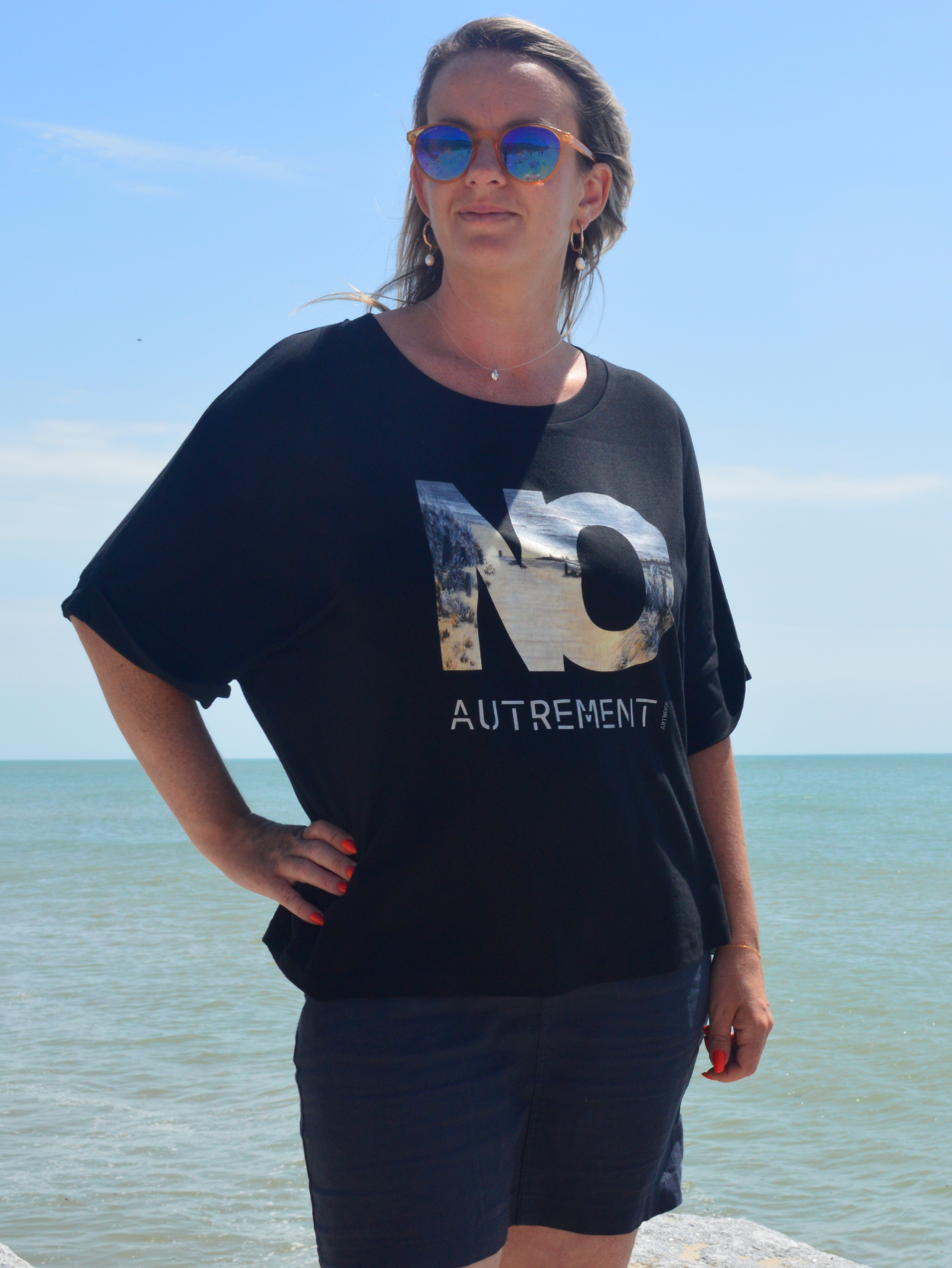 T-Shirt Oversize Black | Éd Artistique | NO Autrement