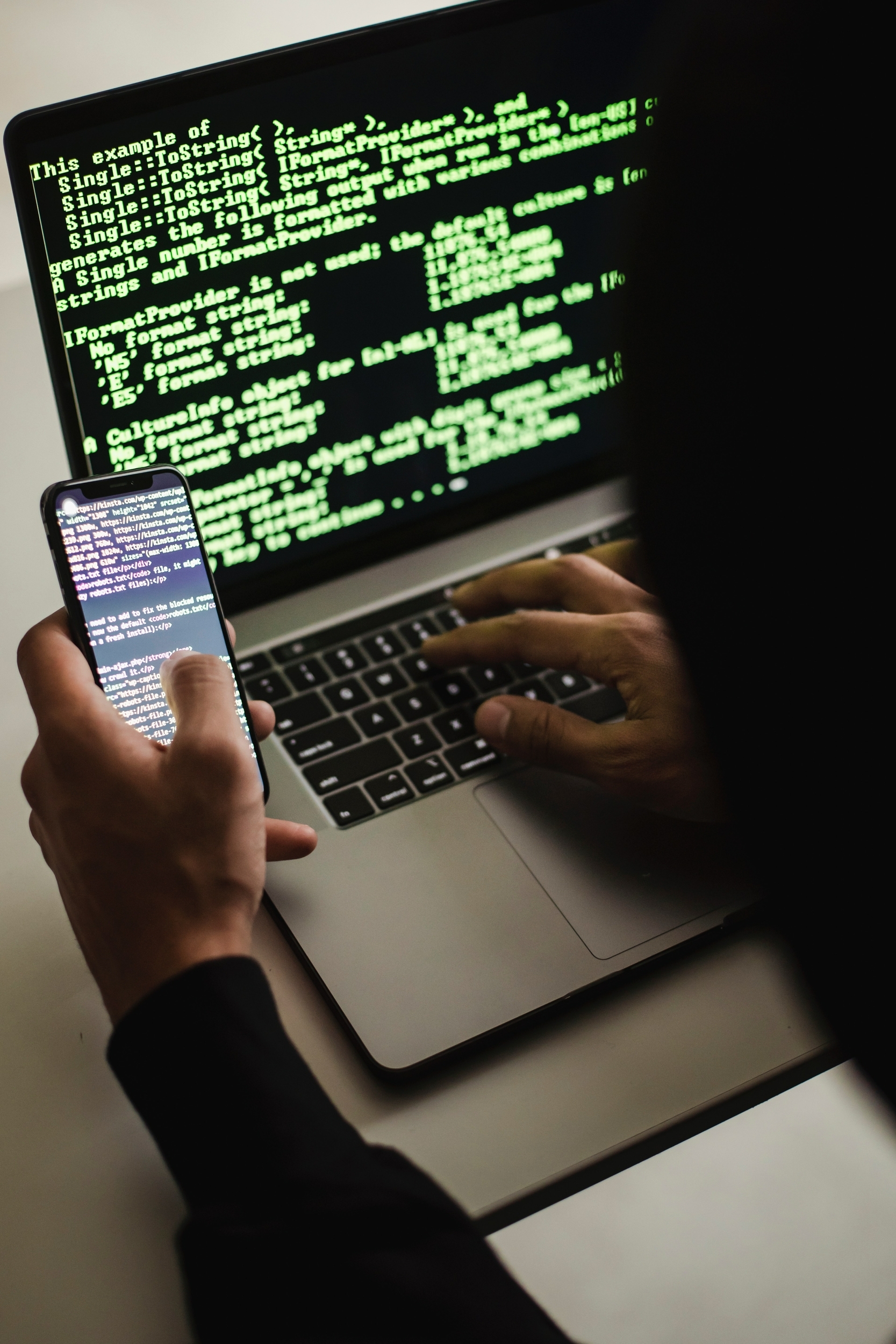 logiciel-espion-ios-android-2