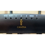 Objectif de la caméra espion dissimulée dans un routeur WiFi