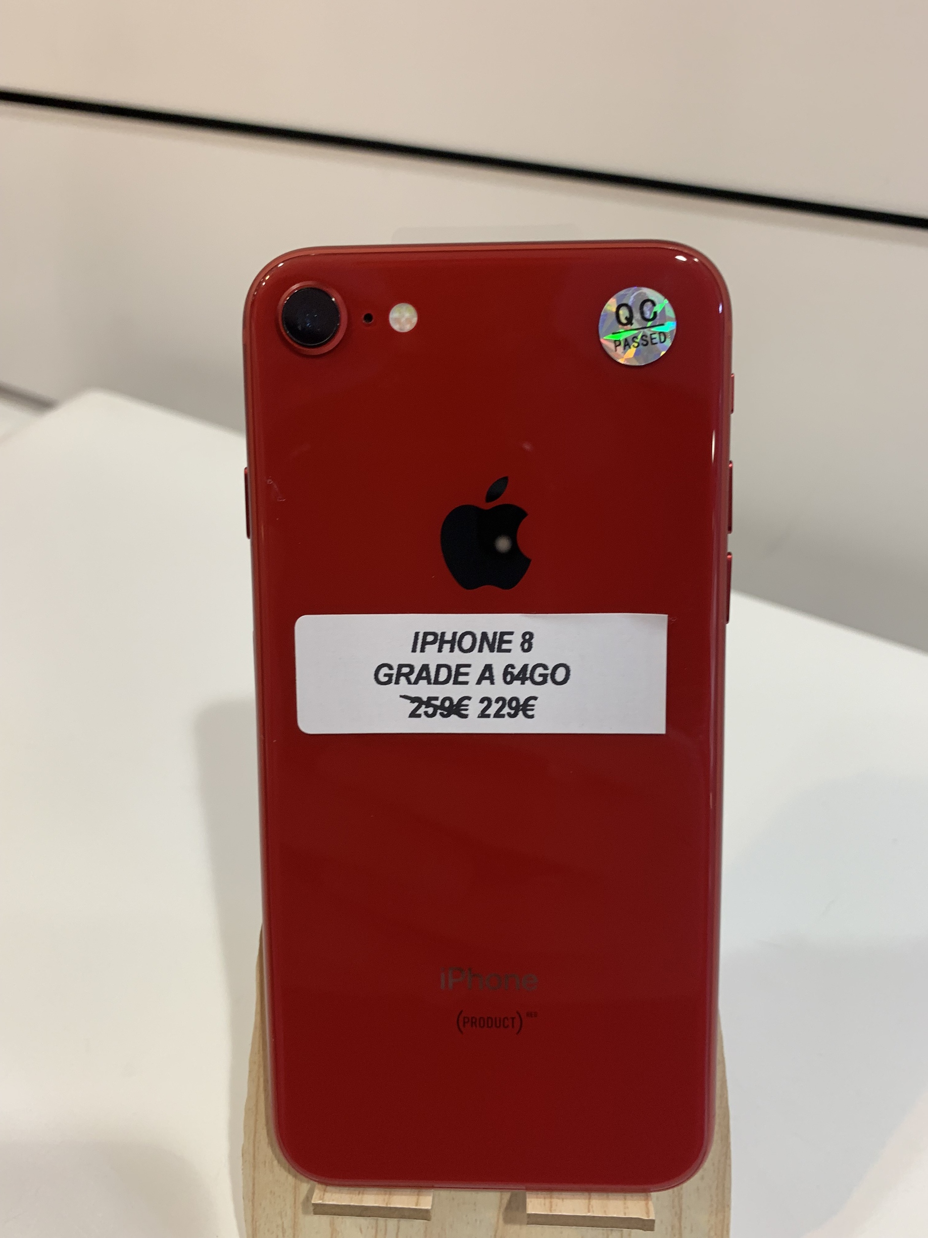 Iphone 8 rouge grade A 64Go