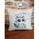 coussin chat zen bleu 4