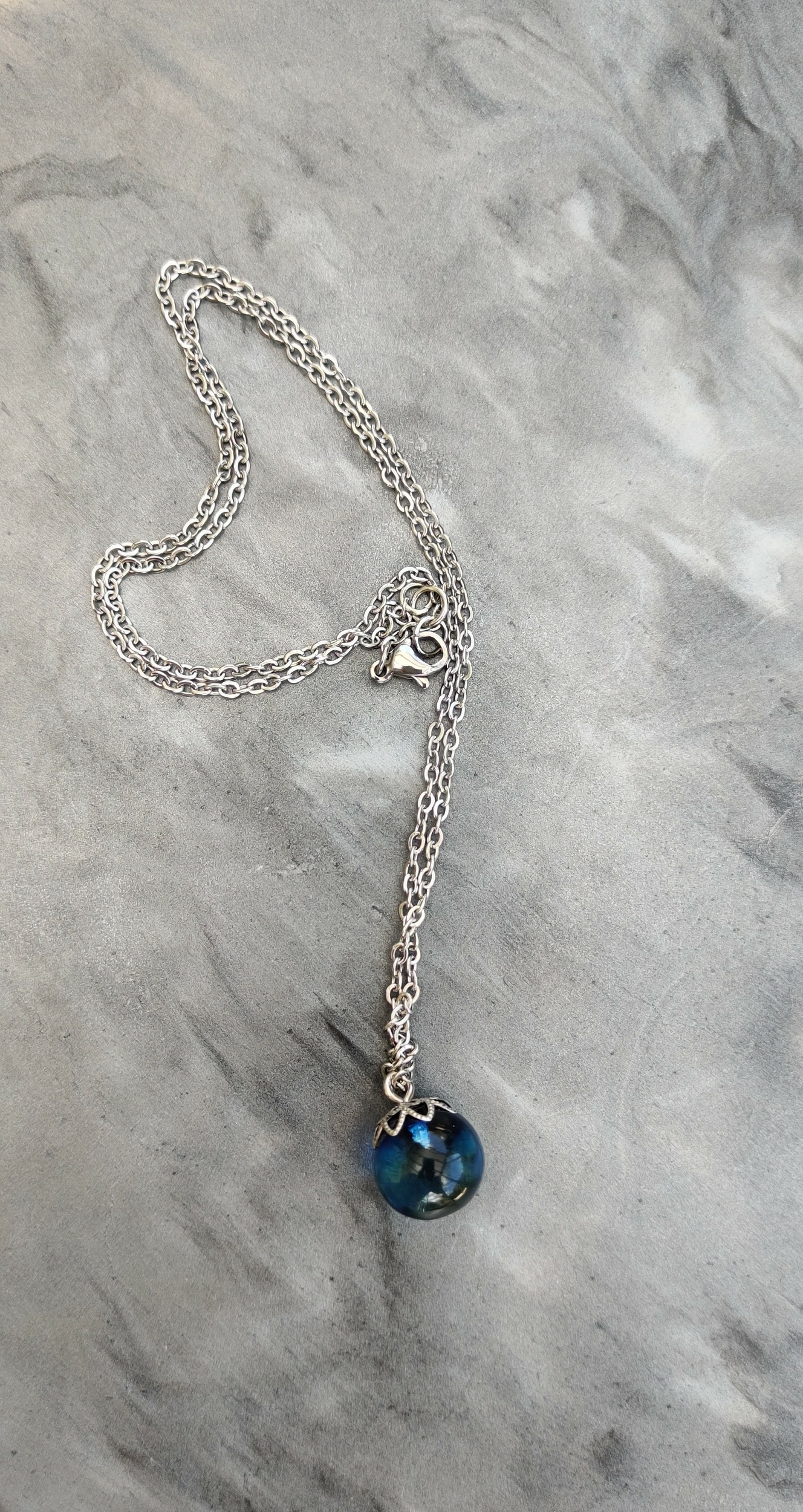 collier perle bleu