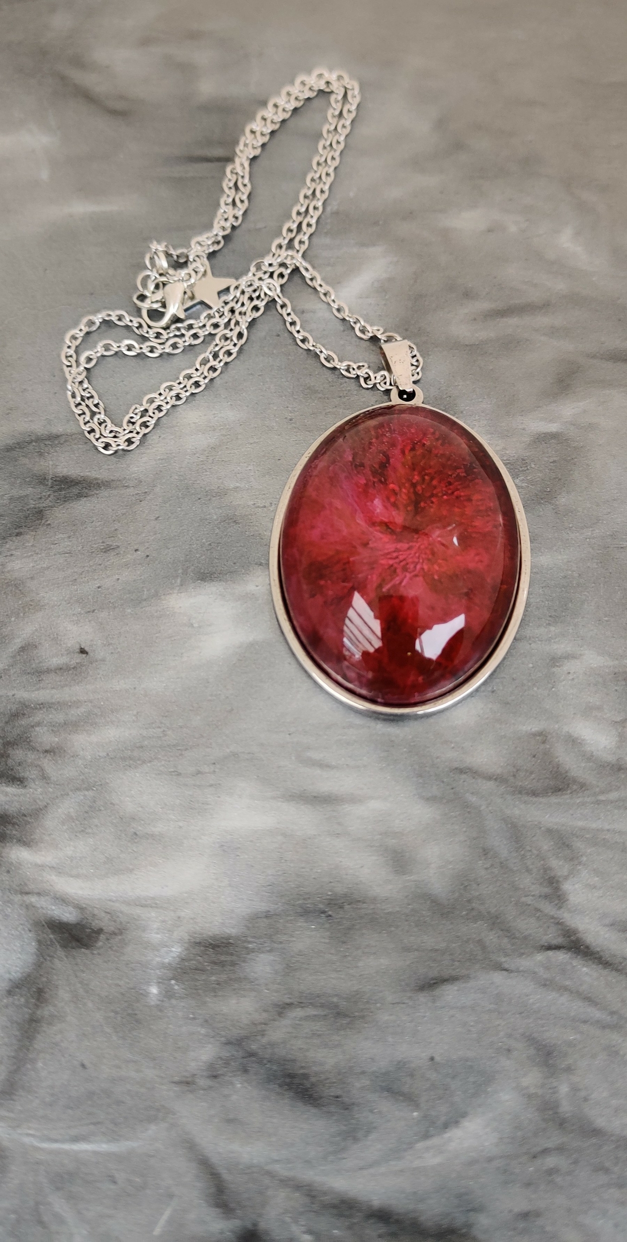 Collier Camelia rouge