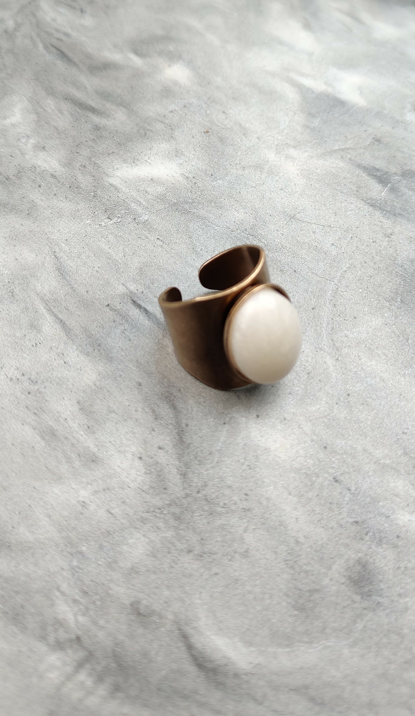 Bague laiton Victoria blanc