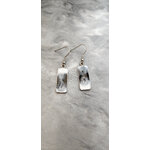 Boucle doreilles iris gris et blanc