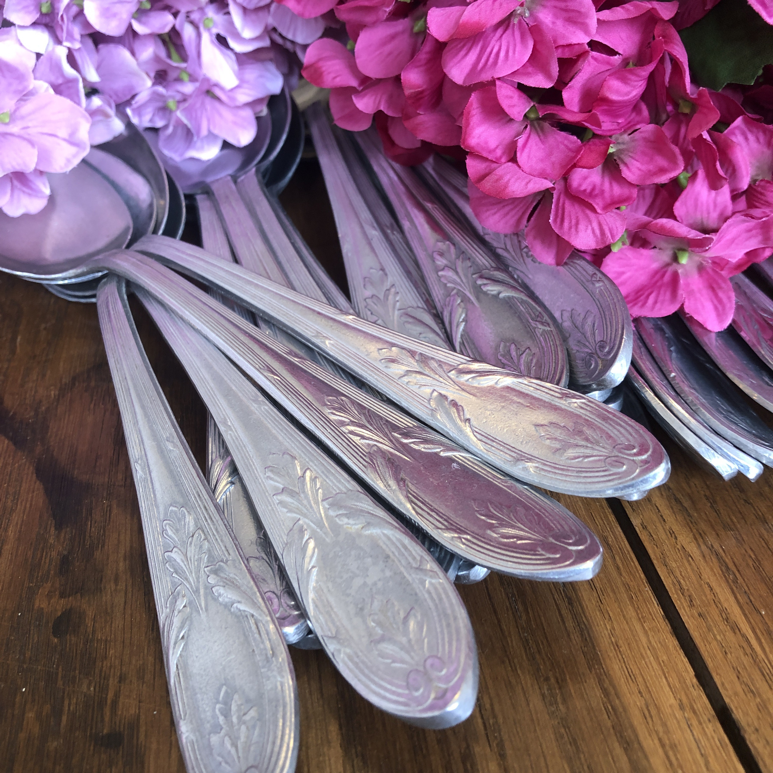 chineuse de merveilles fourchettes, cuilleres, couteaux couverts, brocante, vintage IMG_3537