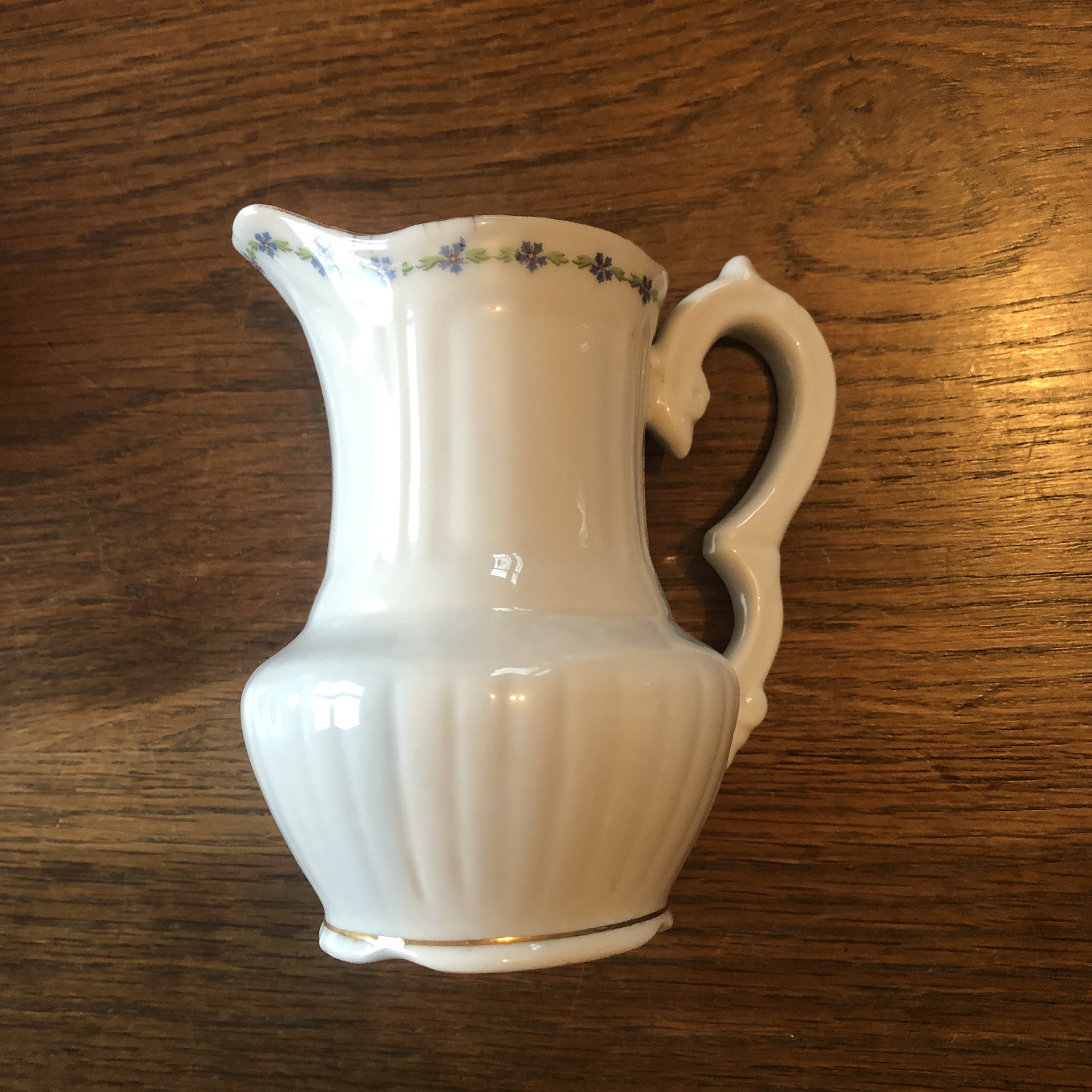 Pot à lait porcelaine de Limoge
