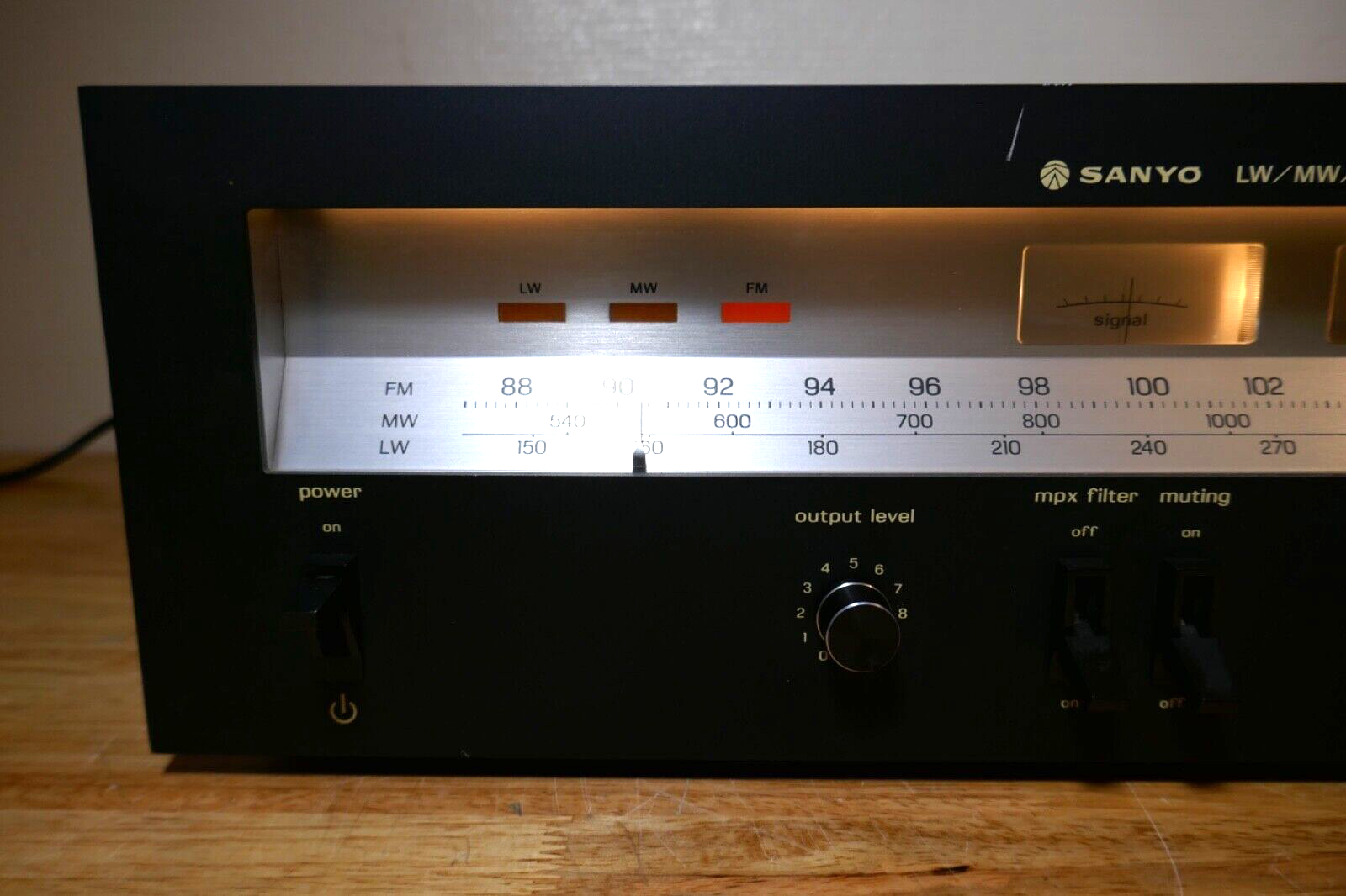 tuner radio sanyo 611lu vintage occasion