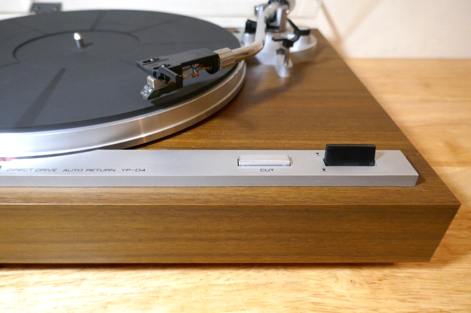 platine vinyle turntable yamaha YP-D4 vintage occasion