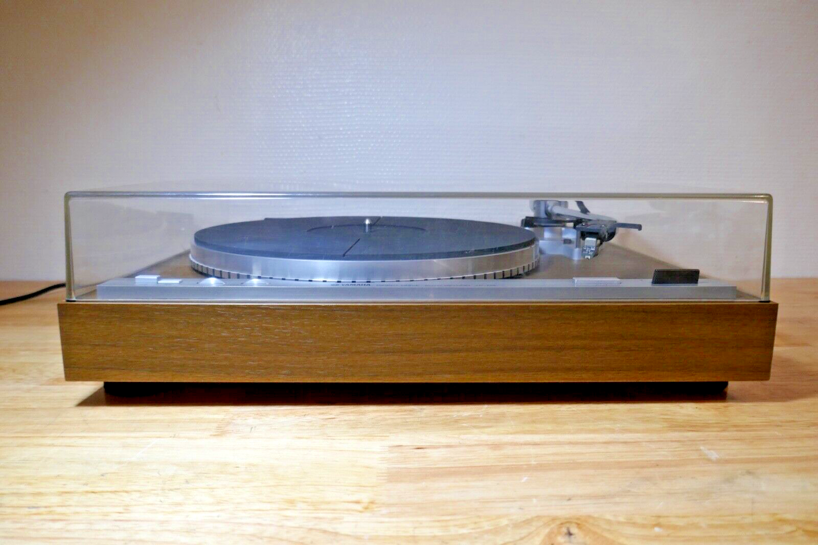 platine vinyle turntable yamaha YP-D4 vintage occasion