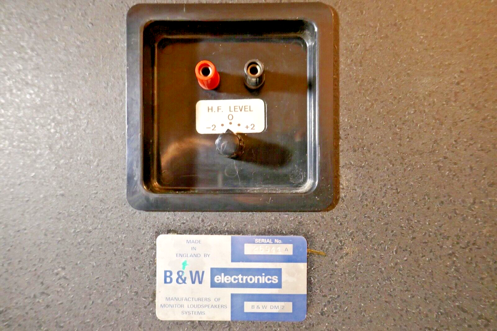 enceintes speakers Bowers