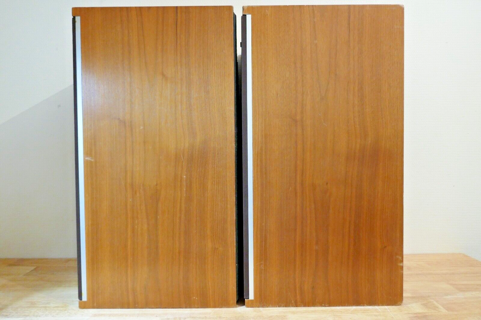enceintes speakers Bowers