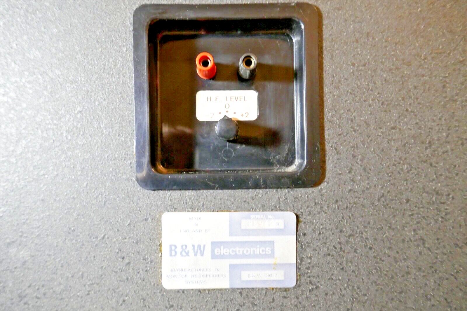 enceintes speakers Bowers