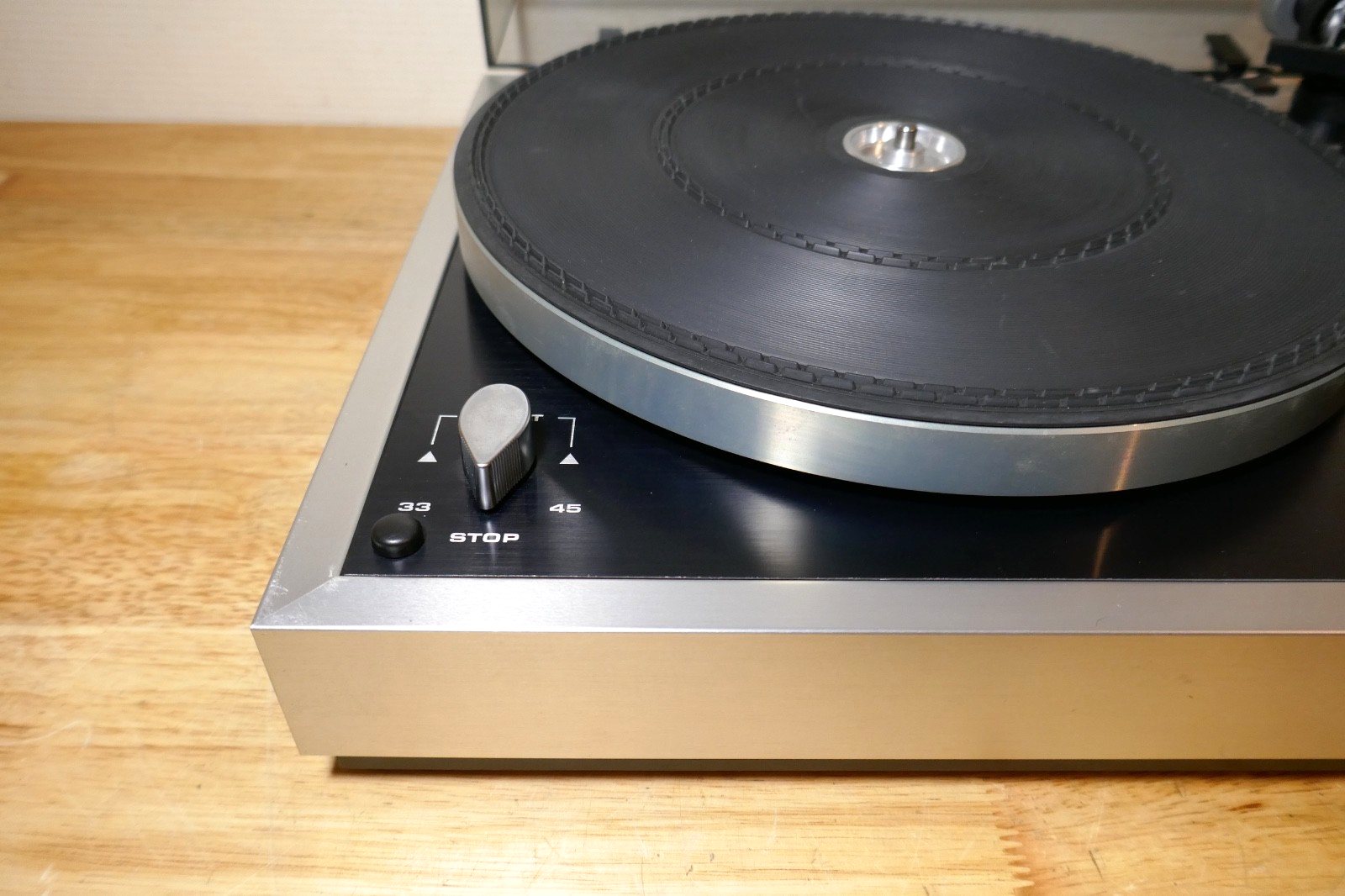 platine vinyle turntable Thorens td 145 mkII vintage occasion