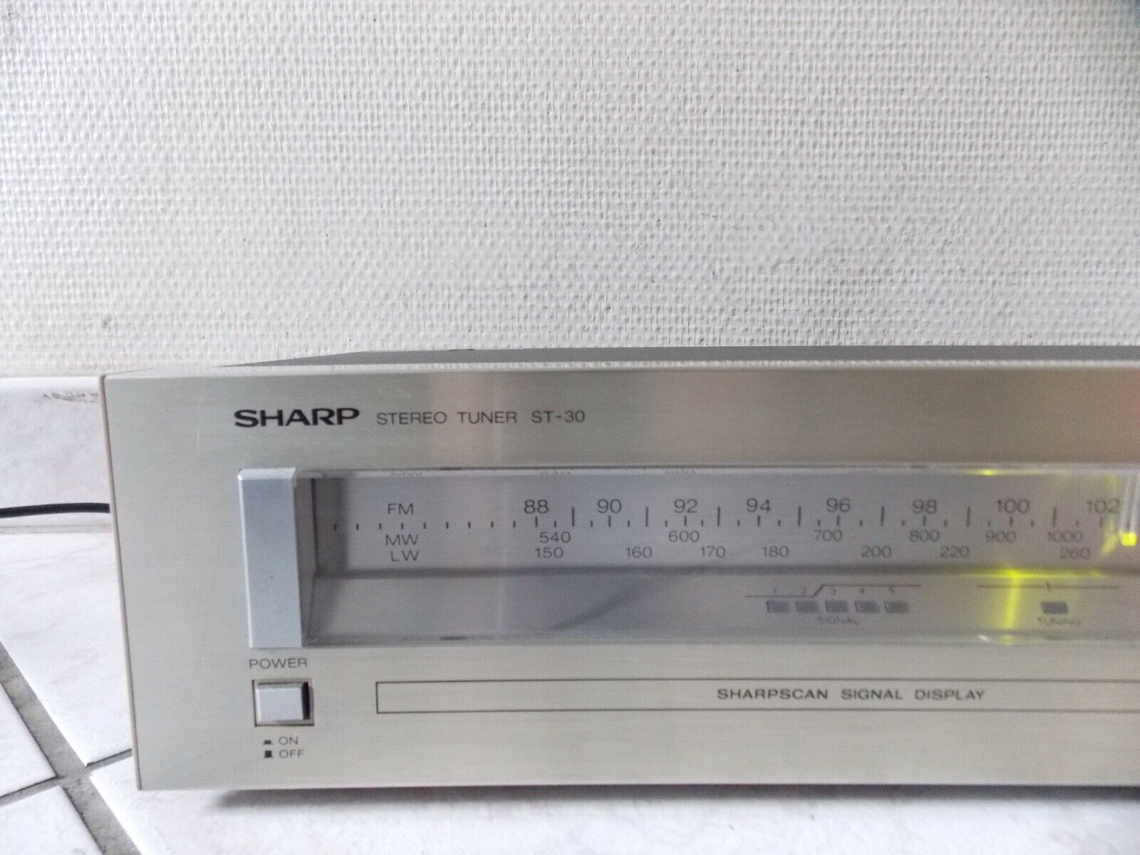 tuner radio sharp ST-30 vintage occasion