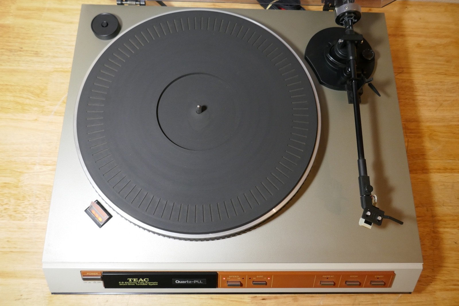 platine vinyle turntable TEAC P-9 vintage occasion