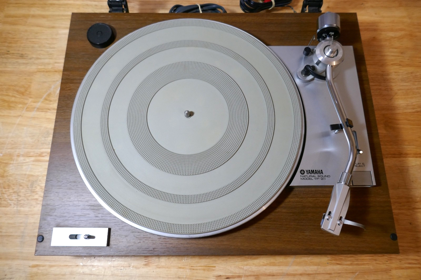 platine vinyle turntable yamaha yp-211 vintage occasion