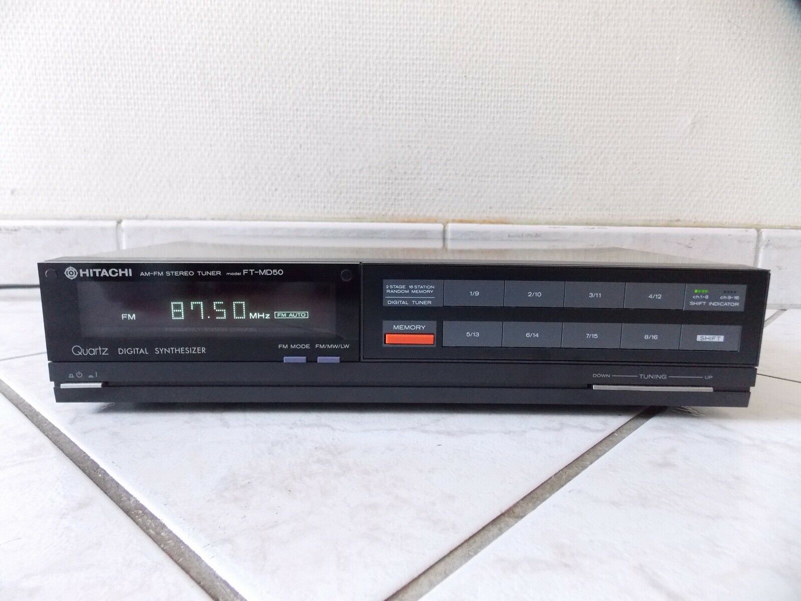 tuner radio hitachi FT-MD50 vintage occasion