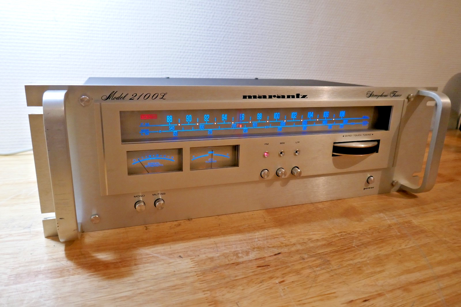 Tuner radio marantz 2100L vintage occasion