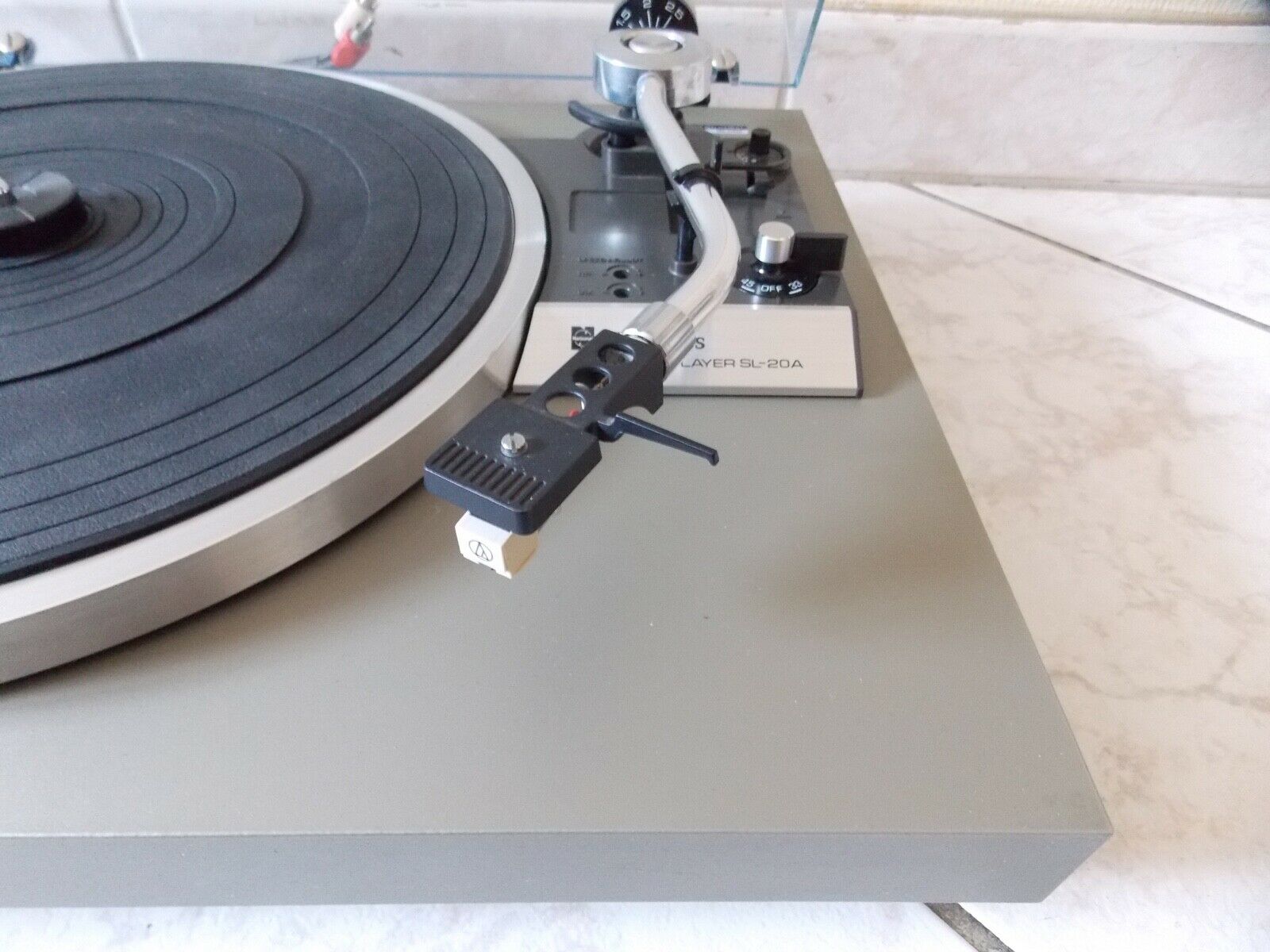 platine vinyle turntable technics SL-20A vintage occasion