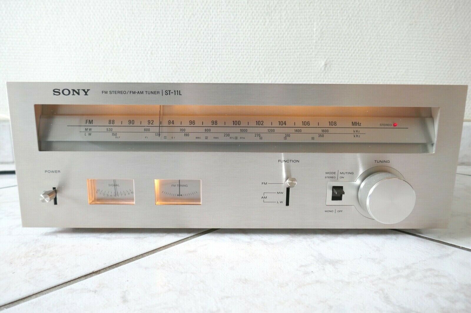 tuner radio sony st-11L vintage occasion