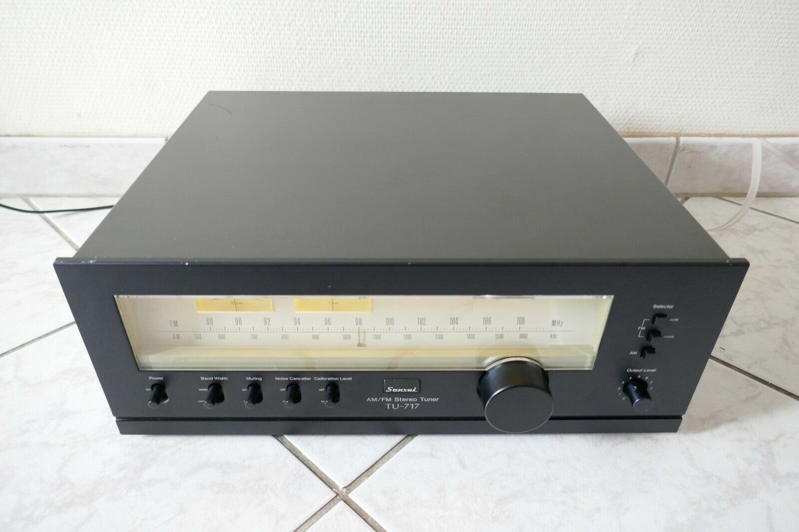 tuner radio sansui TU-717 vintage occasion