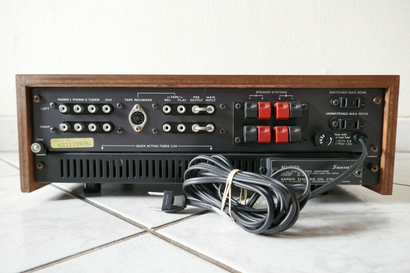 AMPLIFICATEUR SANSUI SOLID STATE STEREO AMPLIFIER AU555A VINTAGE