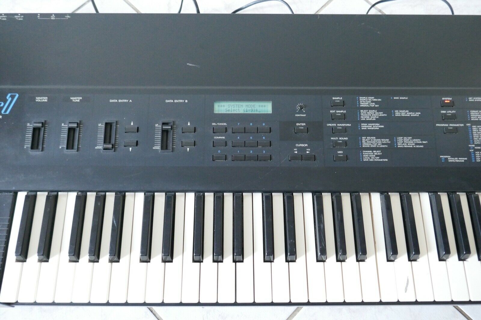 synthétiseur clavier Kong DSS-1 vintage occasion