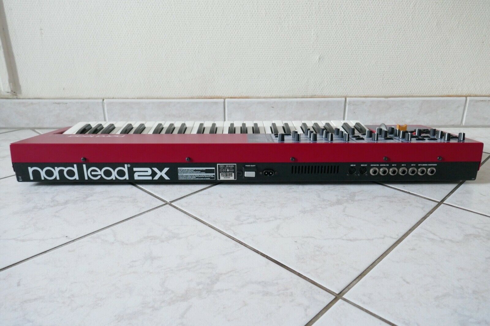 synthétiseur clavier keyboard clava nord lead 2X vintage occasion