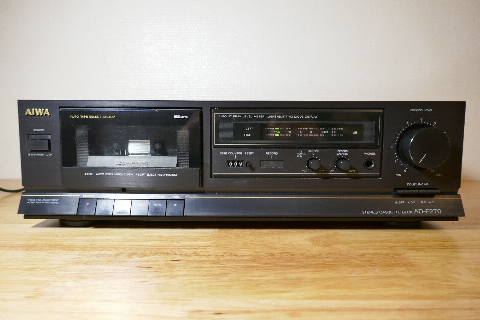 LECTEUR DE CASSETTE STEREO CASSETTE DECK AIWA ADF270 / VINTAGE TAPE