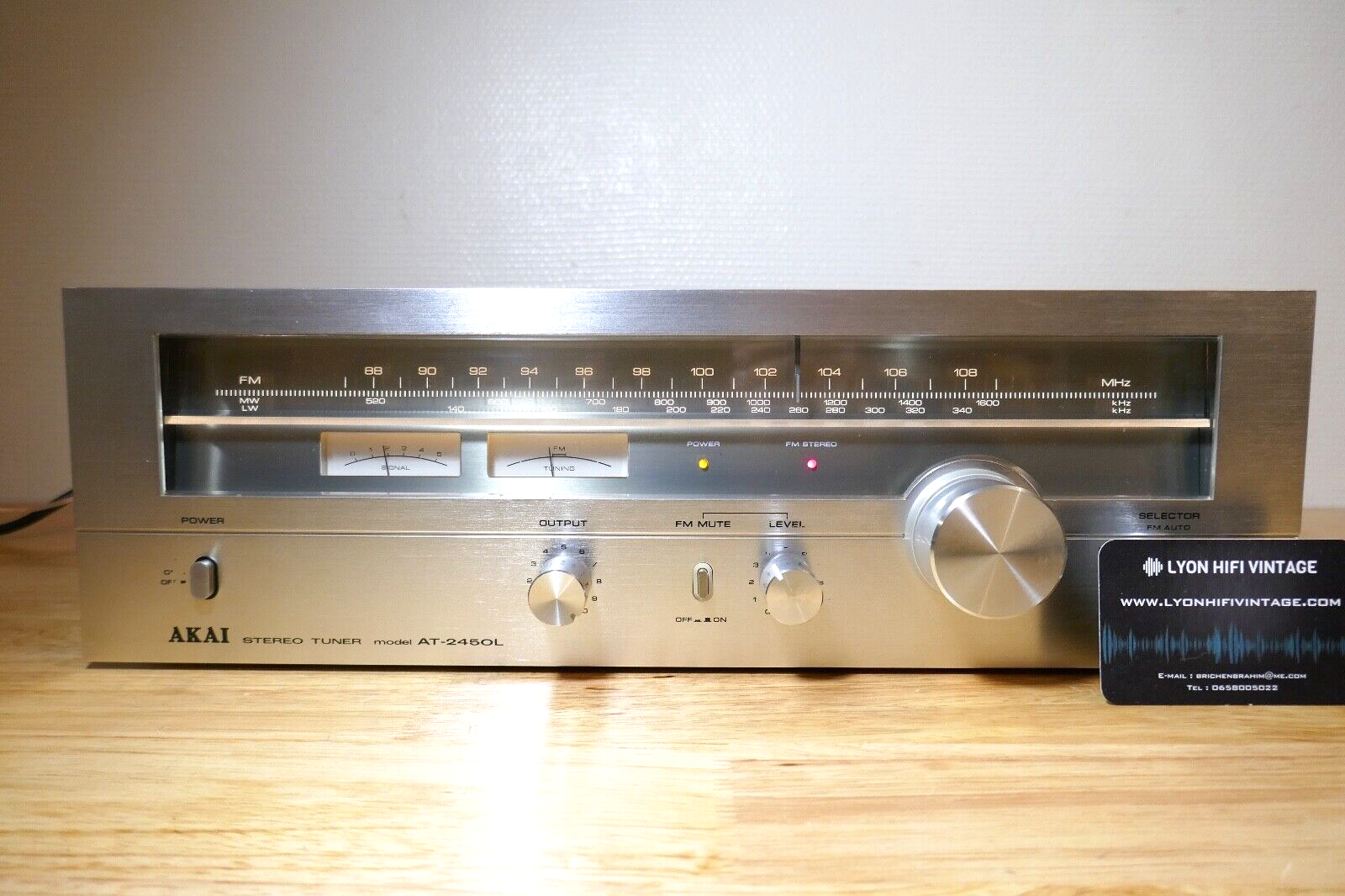 Tuner radio Akai at-2450l vintage occasion